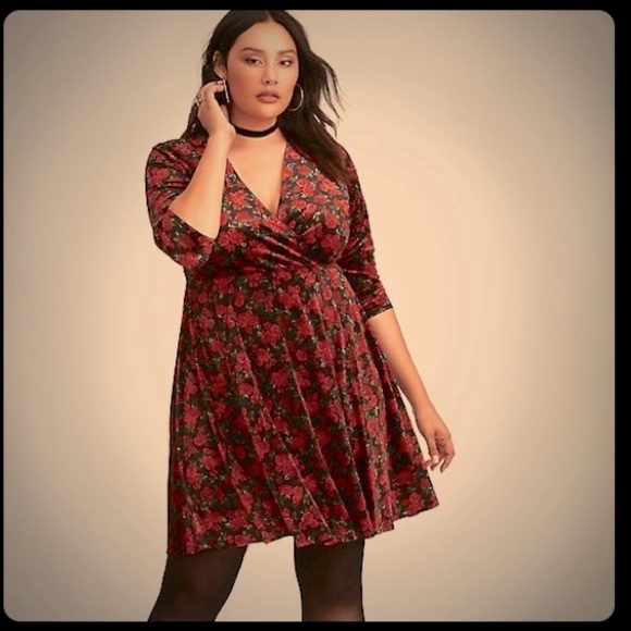 torrid Dresses & Skirts - TORRID🌹Velvet, Red Rose, Mock Wrap Dress -Stretchy & Knee Length